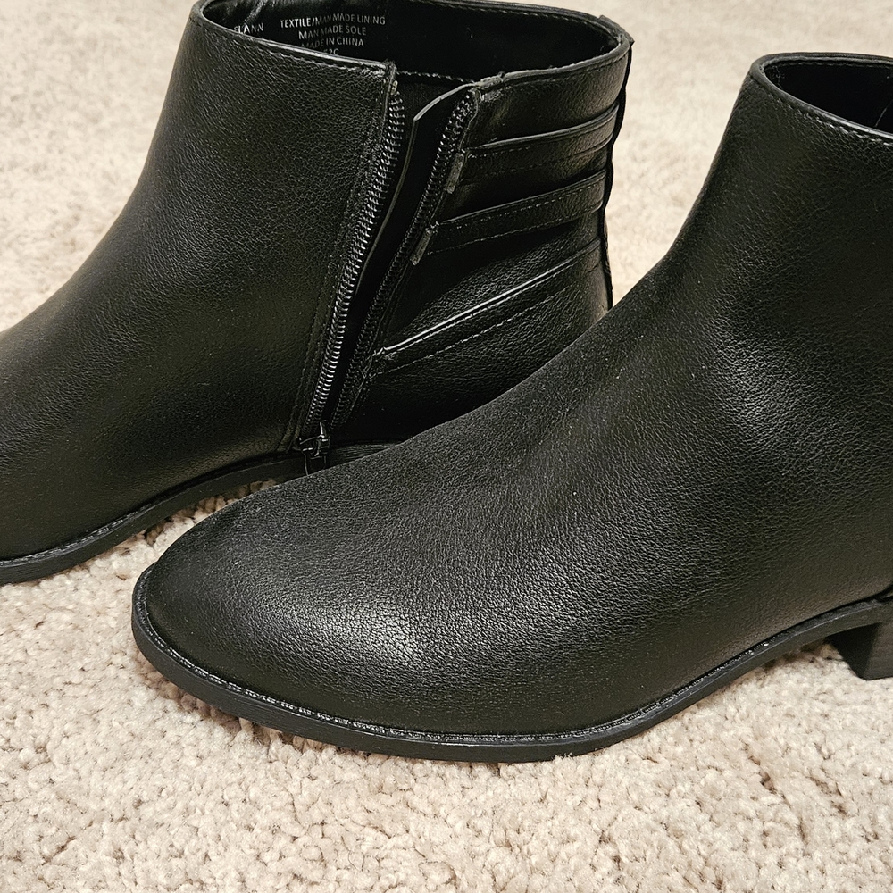 Kelly & Katie Sleek Black Ankle Booties